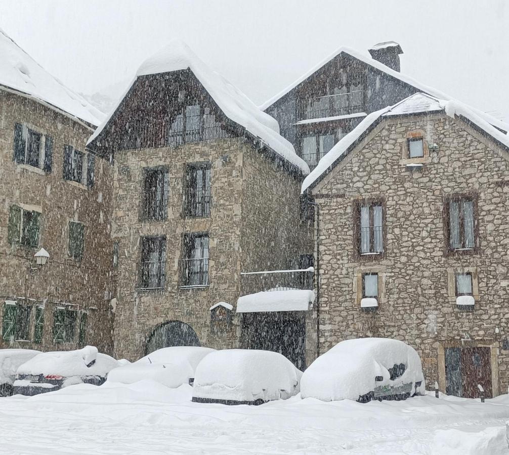 Hotel Valle De Izas Sallent de Gállego Esterno foto