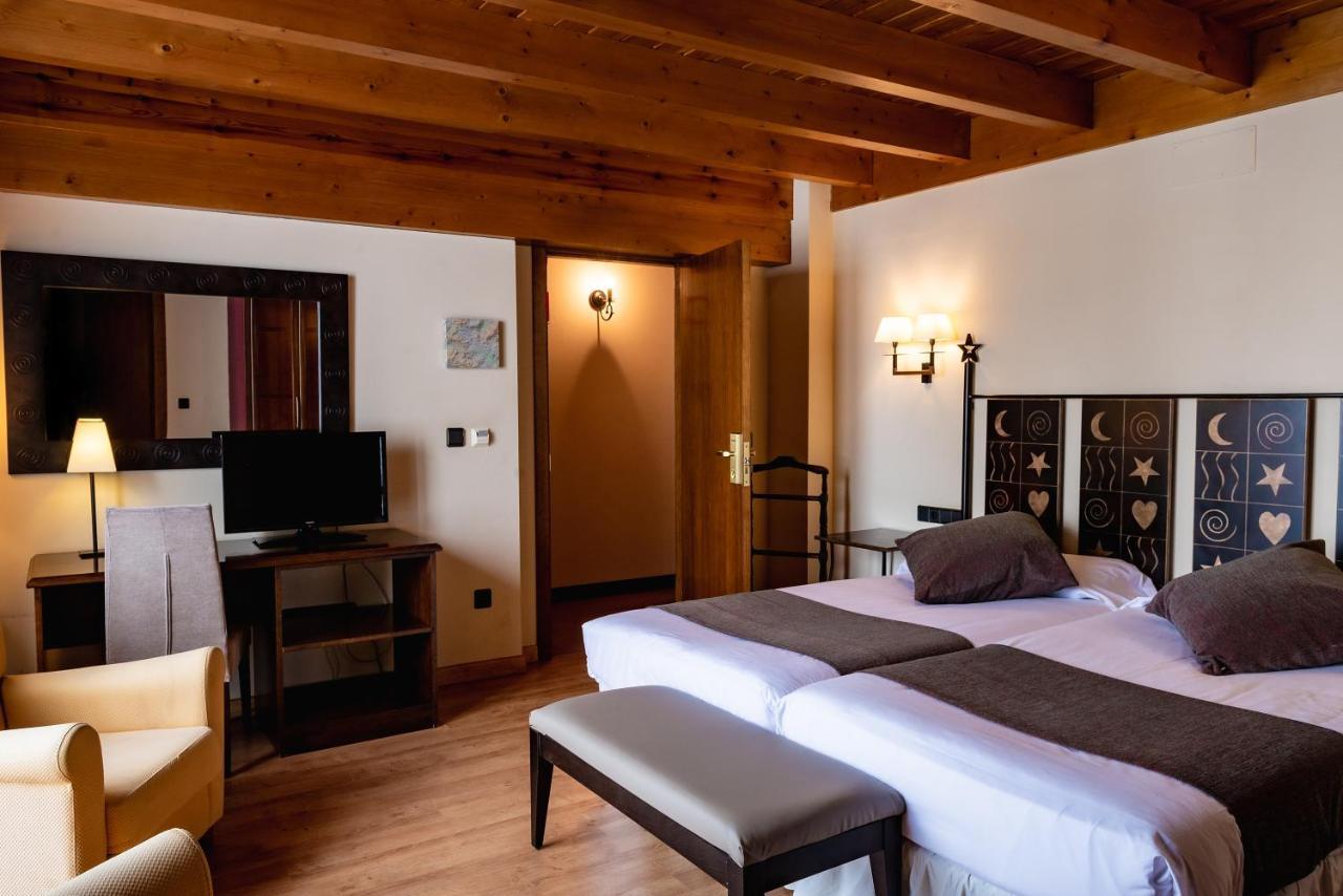 Hotel Valle De Izas Sallent de Gállego Esterno foto