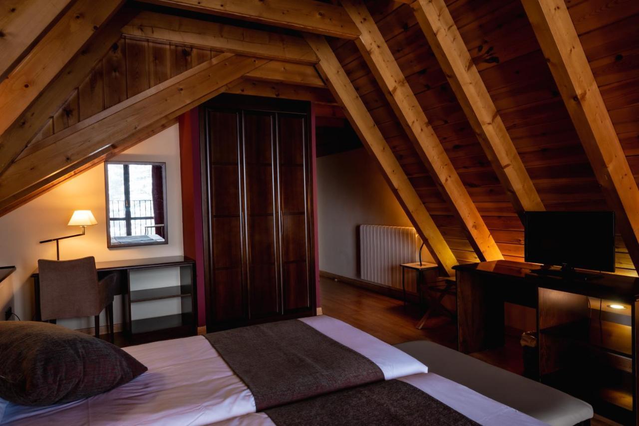 Hotel Valle De Izas Sallent de Gállego Esterno foto