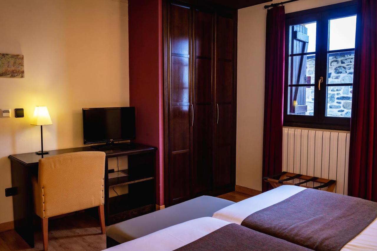 Hotel Valle De Izas Sallent de Gállego Esterno foto