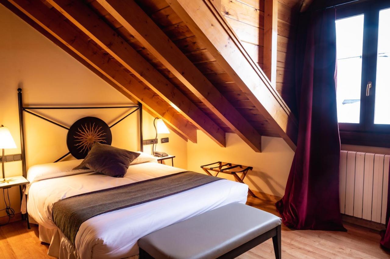 Hotel Valle De Izas Sallent de Gállego Esterno foto