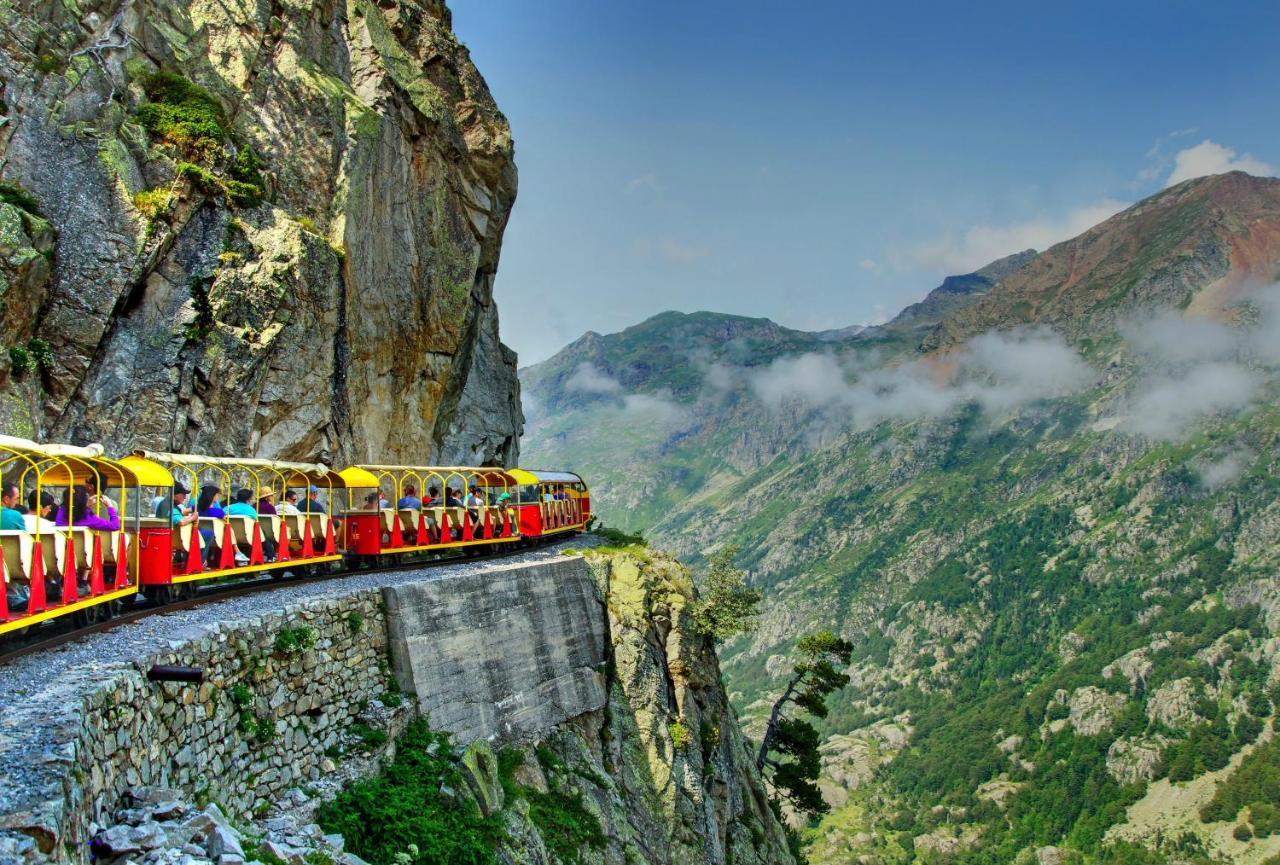 Hotel Valle De Izas Sallent de Gállego Esterno foto