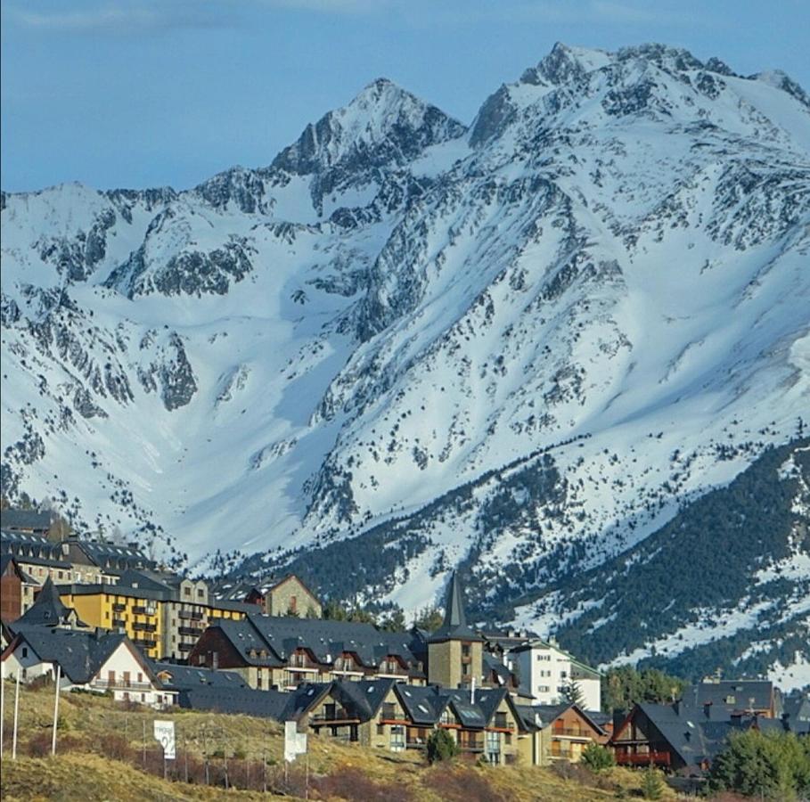 Hotel Valle De Izas Sallent de Gállego Esterno foto