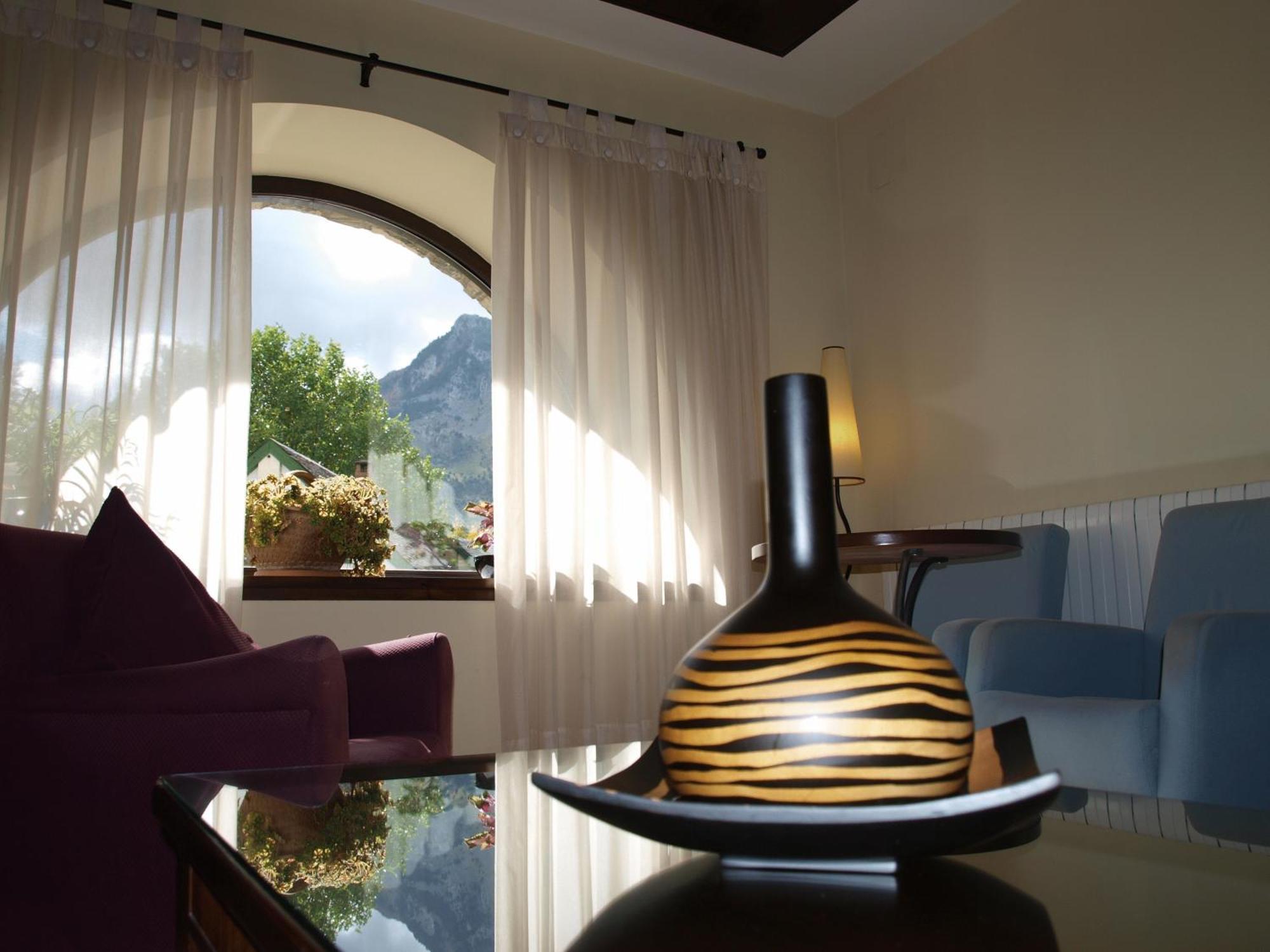 Hotel Valle De Izas Sallent de Gállego Esterno foto