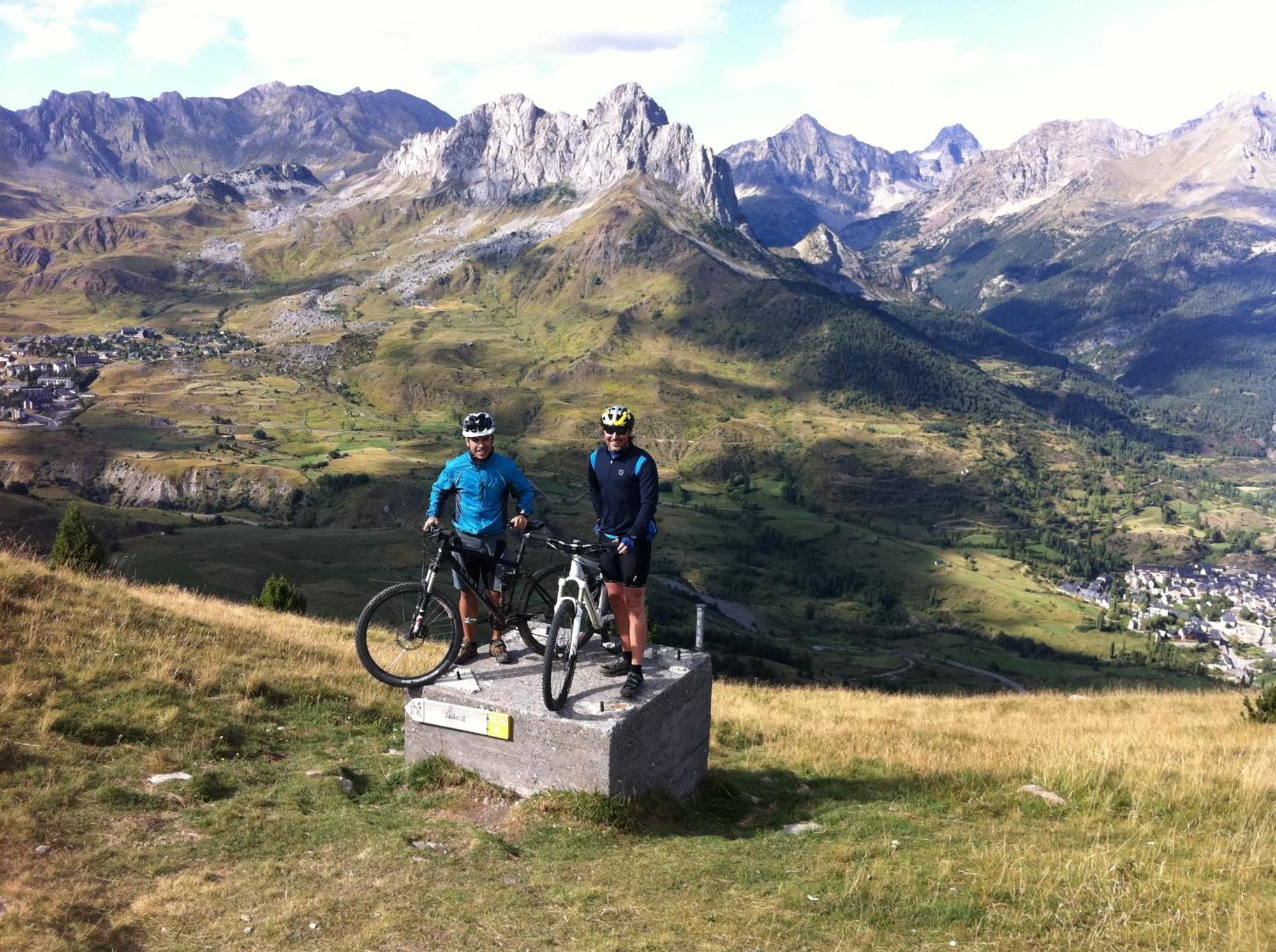 Hotel Valle De Izas Sallent de Gállego Esterno foto