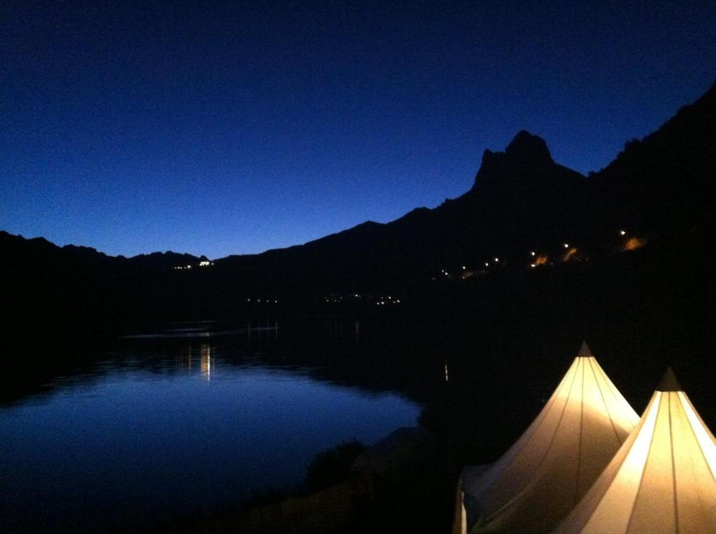 Hotel Valle De Izas Sallent de Gállego Esterno foto