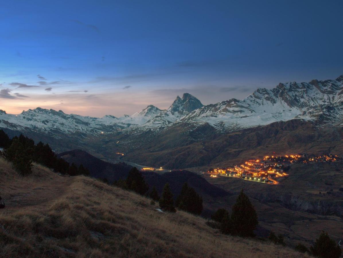Hotel Valle De Izas Sallent de Gállego Esterno foto